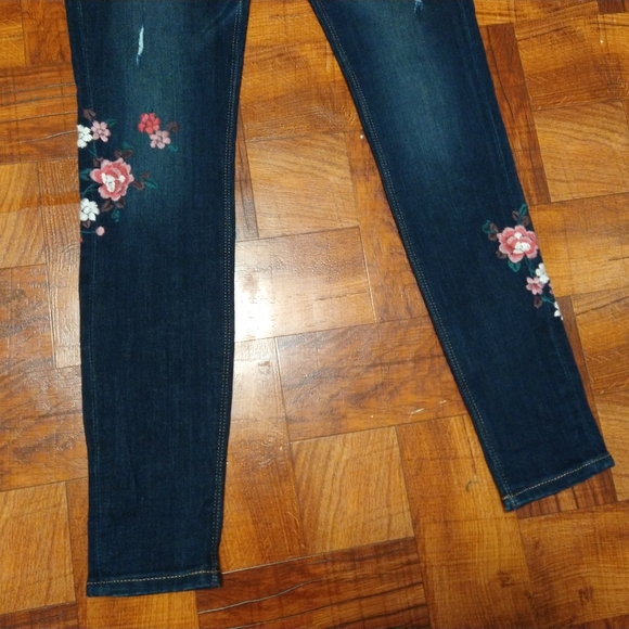 Express Floral Embroidered Distressed Blue Jeans Jeggings Mid Rise Women's 0R - Picture 2 of 8